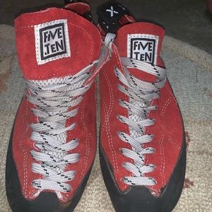 Unisex indoor rock climbing shoes size 8.5 M